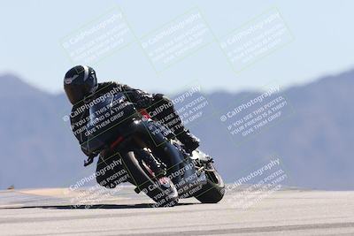 media/Oct-13-2025-Moto Forza (Mon) [[a66d839500]]/3-B Group/Session 4 (Turn 9)/